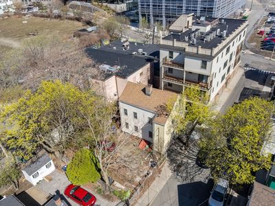 39 Hunting St