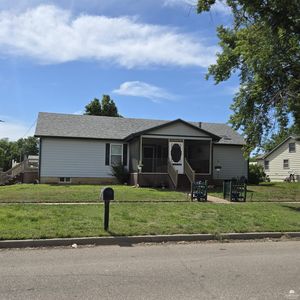 Property at 822 Maple St, Gypsum, KS