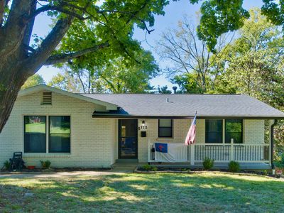 112 Ridgewood Ln