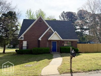 1308 Golf Course Dr