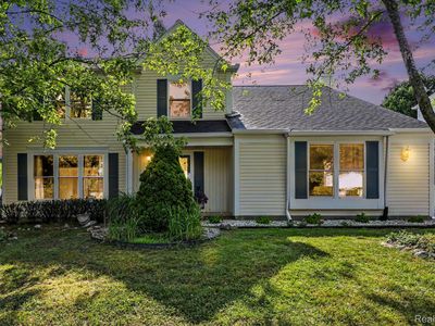 1809 Poppleton Dr