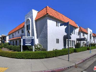 9301 Darby Ave #F320A52C6