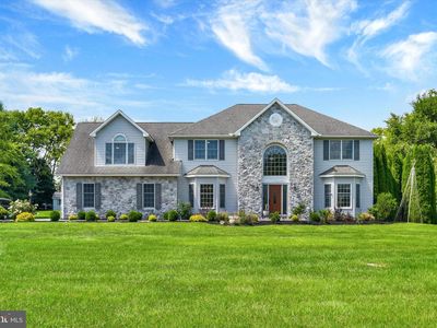 180 Meadow Ln
