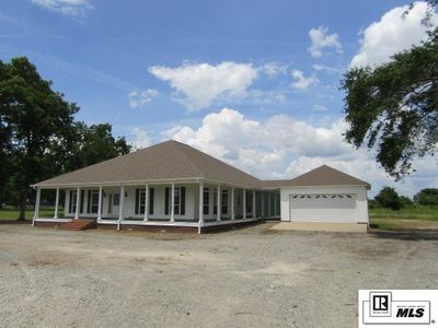 3595 Highway 15