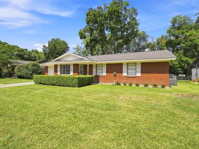 1420 Austin Dr