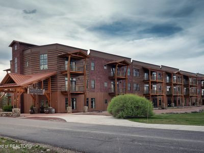 10 Warm Creek Ln #210-212