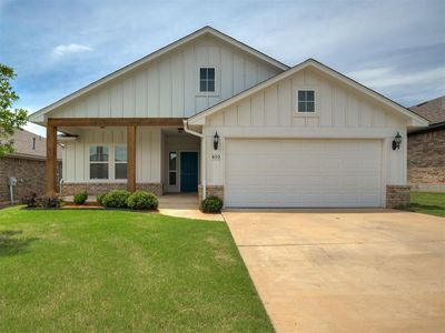 405 Vista Dr
