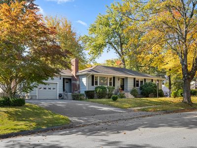 26 Crowningshield Rd