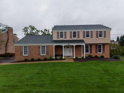 1046 Centergate Dr
