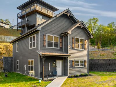 1654 Veterans Blvd #7