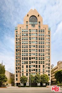 10520 Wilshire Blvd APT 303