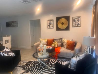 651 W SAMPLE Road