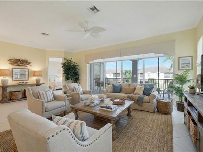 5025 Blauvelt WAY #202