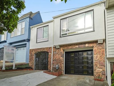 2270 27th Ave