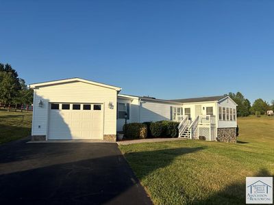 105 Chestnut Meadows Dr