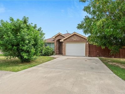 813 Chickadee Ave