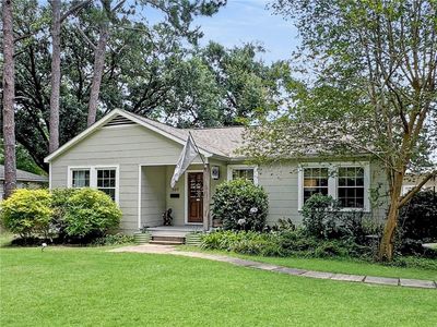 369 Finchley Ave