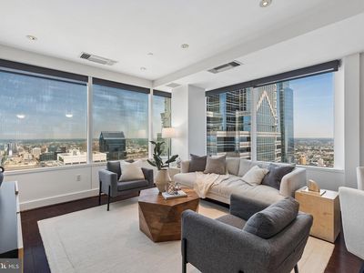 50 S 16th St Unit 4504