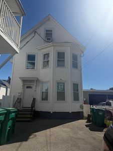 16 Estes St