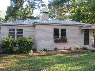 2305 Emogene St