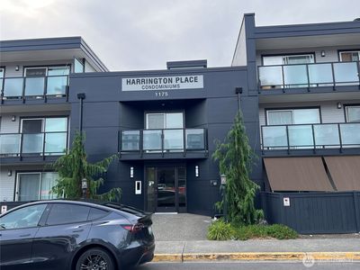 1175 Harrington Place NE #214