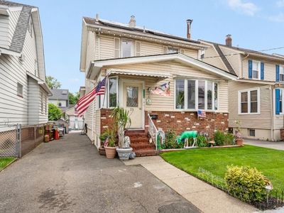 Property at 23 E 9Th St, Clifton, NJ