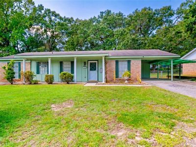 1708 Andover Blvd