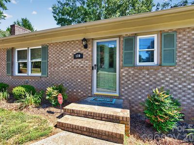 120 Regal Cir