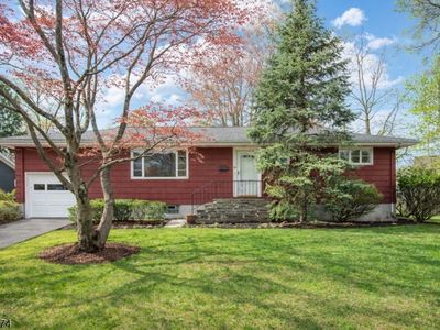 10 Laurel Pl