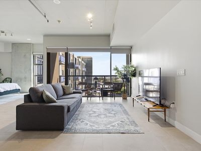 353 E Bonneville Ave Unit 630