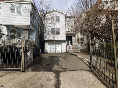 297 Avon Ave