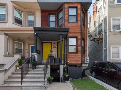 245 Summit Ave