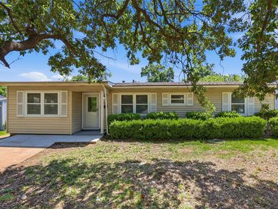 807 Highland Dr
