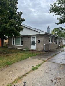 Property at 4327 Eberly Ave, Brookfield, IL