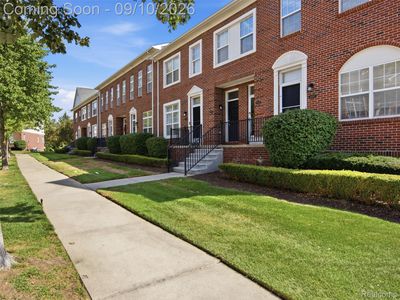 14579 Vauxhall Dr