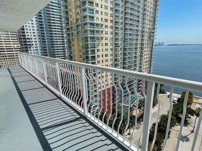 1200 Brickell Bay Dr APT 1702