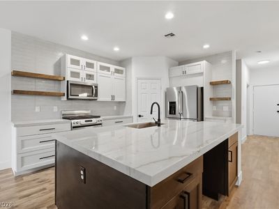 10673 Petricola St Unit 103