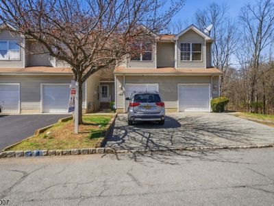 1142 Oakcroft Ln