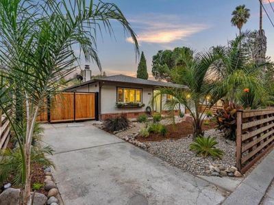 26 Meadow Way #A