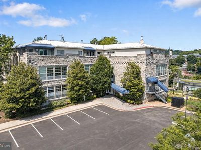 3700 College Ave Unit 302