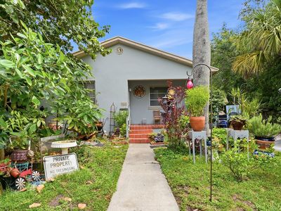 515 Biscayne Drive