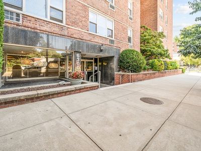 6300 Riverdale Ave APT 5A