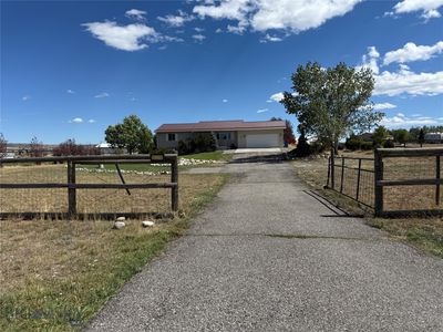 18 Meadowlark Cir