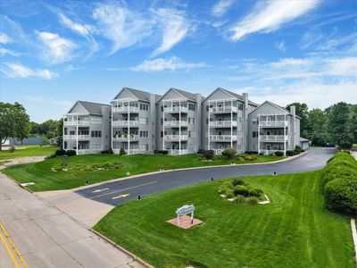4412 River Dr Unit 402