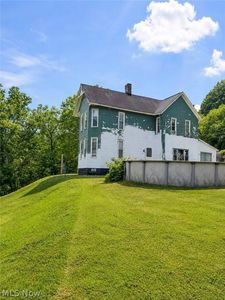 2465 Greens Run Rd