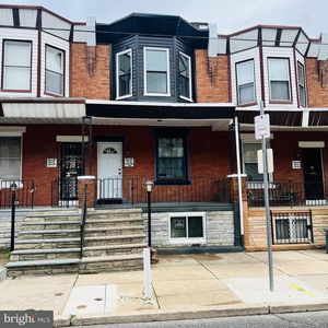 2328 W Harold St