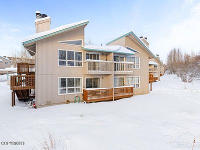 9353 Blackberry St APT 2