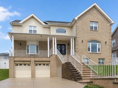 74 Craig Ave