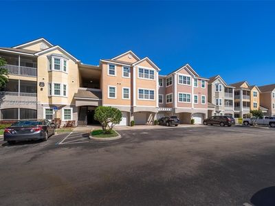 6413 Astor Village Ave APT 206