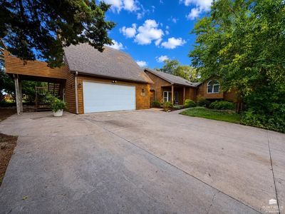 2303 Wildwood Ln